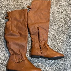 Over the knee chestnut boot never worn